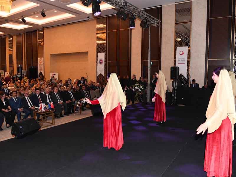 İnsan İnsanın Kurdu Değil İnsan İnsanın Yurdudur 04