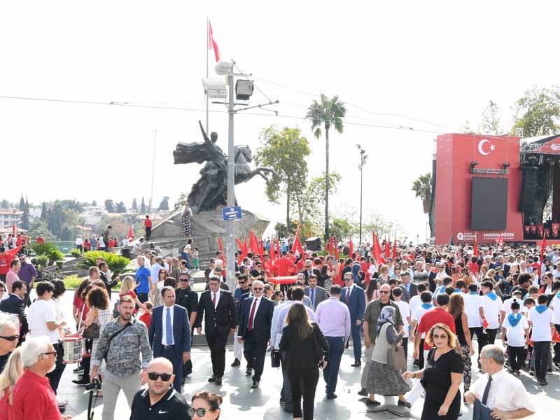 Antalya’da Cumhuriyet Bayramı Kutlamaları Başladı 04