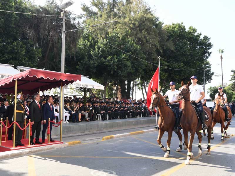 Yeryüzü Durdukça Yaşasın Cumhuriyetimiz 13