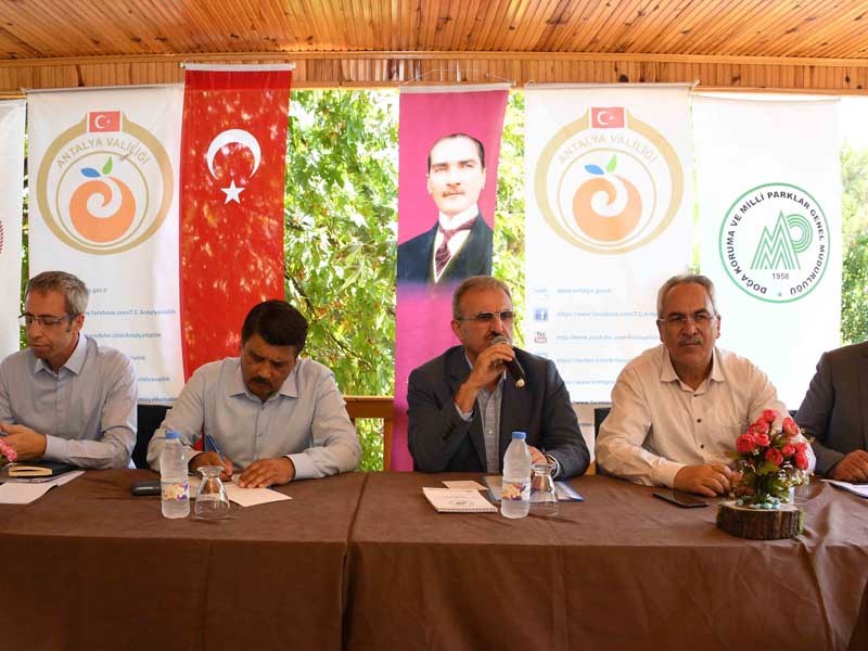 Vali Karaloğlu Manavgat’ta Muhtarlarla Buluştu ana