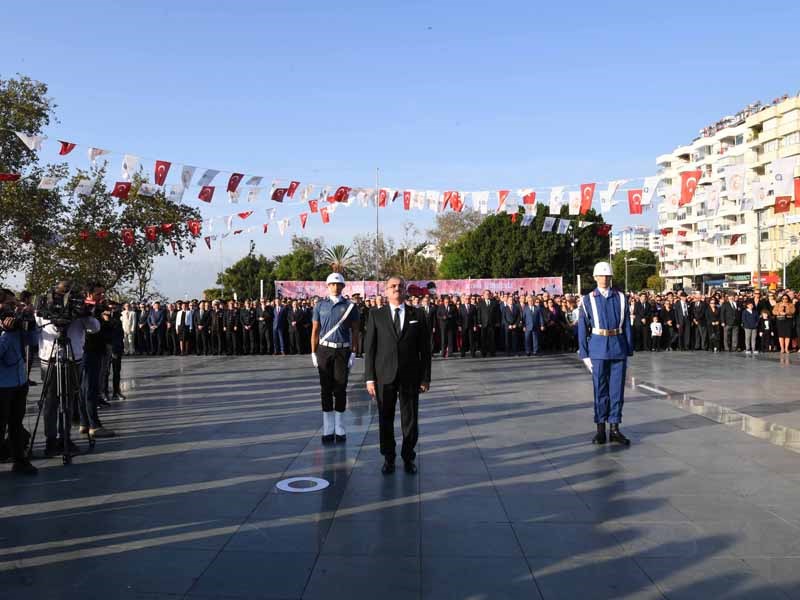 Atatük Vefatının 81. Yıl Dönümünde Antalya’da Anıldı 05