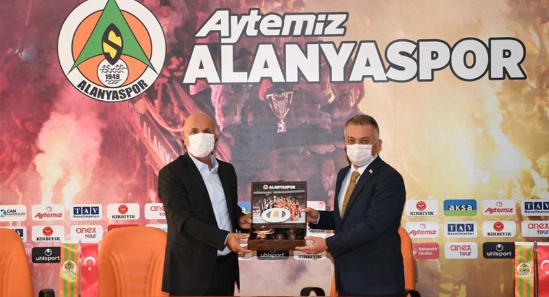 Pandemi İle Mücadelede Başarıya Hep Birlikte Ulaşacağız 04