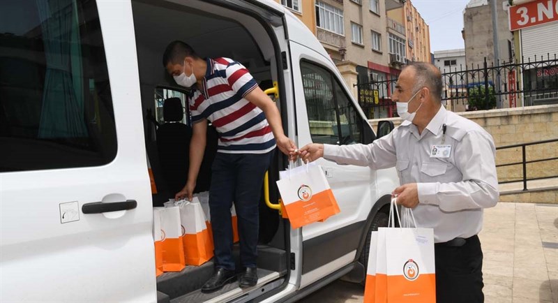 En Tatlı Bayram Hediyeleri Yola Çıktı 01