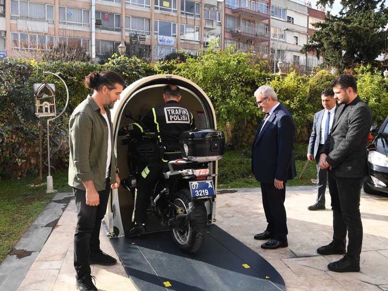 Antalya Valiliği’ne Hediye Motokabin 02