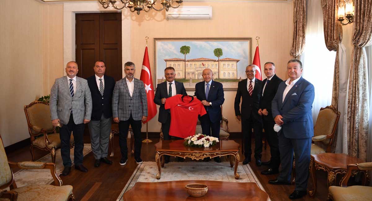 Güvenli Futbolun Adresi Antalya 04