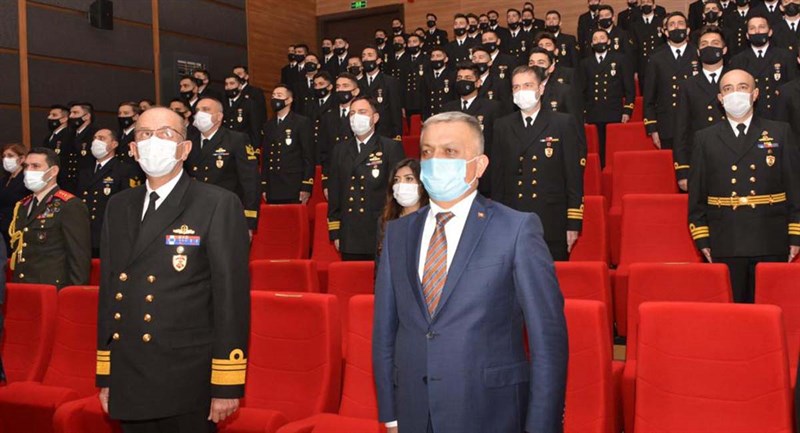Vali Yazıcı Sahil Güvenlik Okul Komutanlığı Mezuniyet Törenine Katıldı 02
