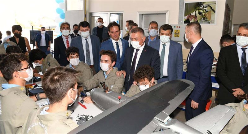 Aksu Uçak Bakım Teknolojisi Mesleki Ve Teknik Anadolu Lisesi İHA Ar-Ge Merkezi 03