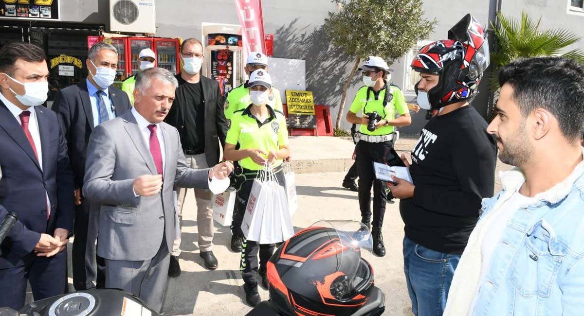 Hayatıma Kastım Yok Kaskım Var 01