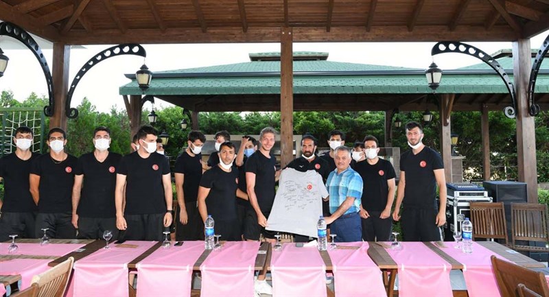Azmin ve Başarının En Büyük Örneğisiniz 01