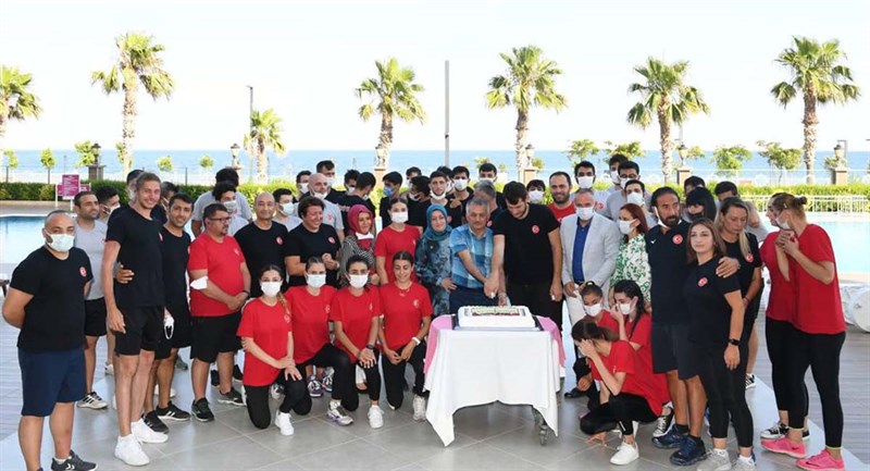 Azmin ve Başarının En Büyük Örneğisiniz 06