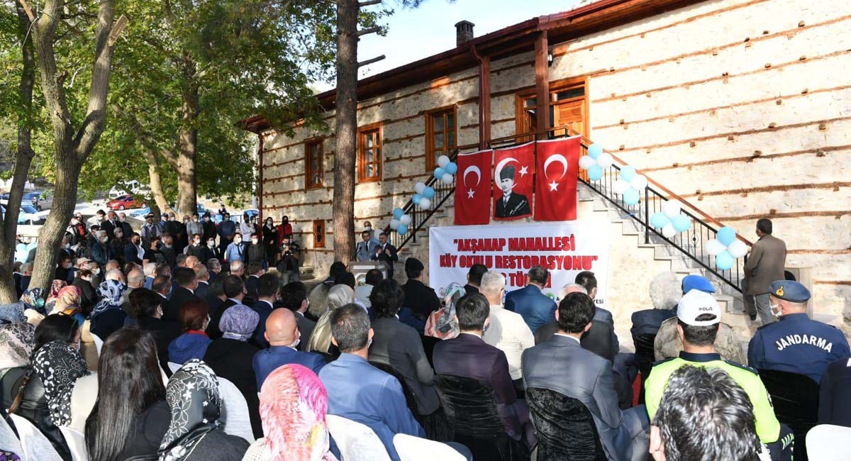 Eğitime Yapılan Yatırım En Değerli Yatırımdır 06