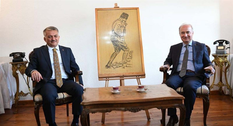 Eğitime Yapılan Yatırım En Değerli Yatırımdır 09