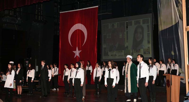 Yaktıkları Meşaleyle Karanlığımızı Aydınlatan Öğretmenlerimizdir 08