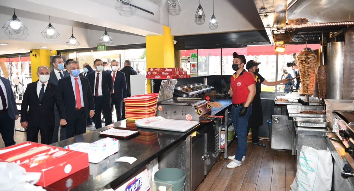 01 vali yazıcı ve emniyet genel müdürü aktaş antalya da koronavirüs denetimi gerçekleştirdi