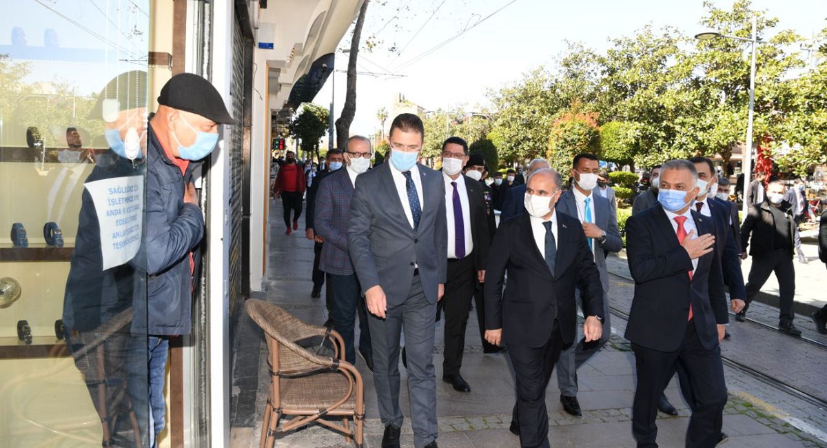 06 vali yazıcı ve emniyet genel müdürü aktaş antalya da koronavirüs denetimi gerçekleştirdi