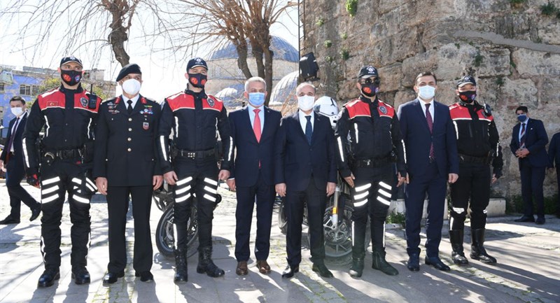 08 vali yazıcı ve emniyet genel müdürü aktaş antalya da koronavirüs denetimi gerçekleştirdi