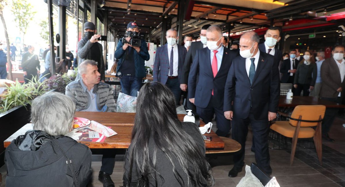 10 vali yazıcı ve emniyet genel müdürü aktaş antalya da koronavirüs denetimi gerçekleştirdi