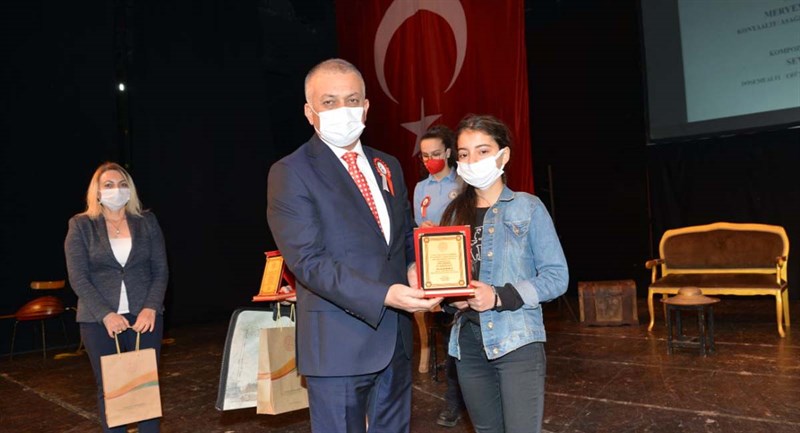 Antalya Saat 12 de Tek Nefes Oldu 09