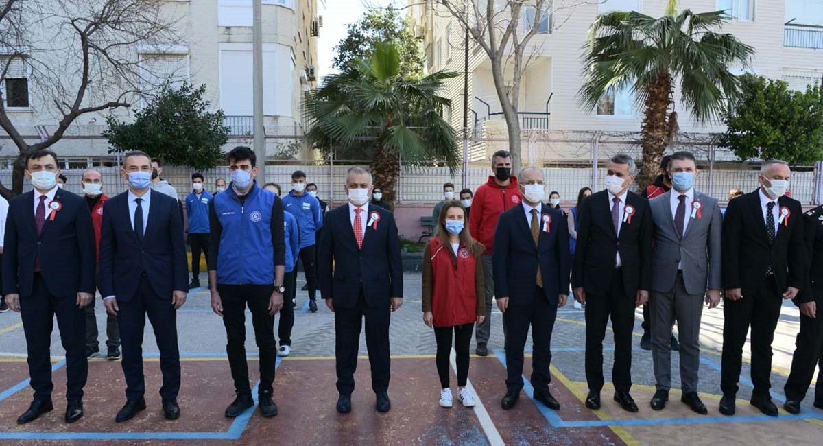 Antalya Saat 12 de Tek Nefes Oldu 14