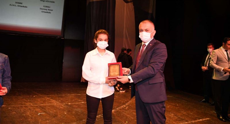 Çanakkale Zaferi ve Şehitlerimiz Törenle Anıldı 11