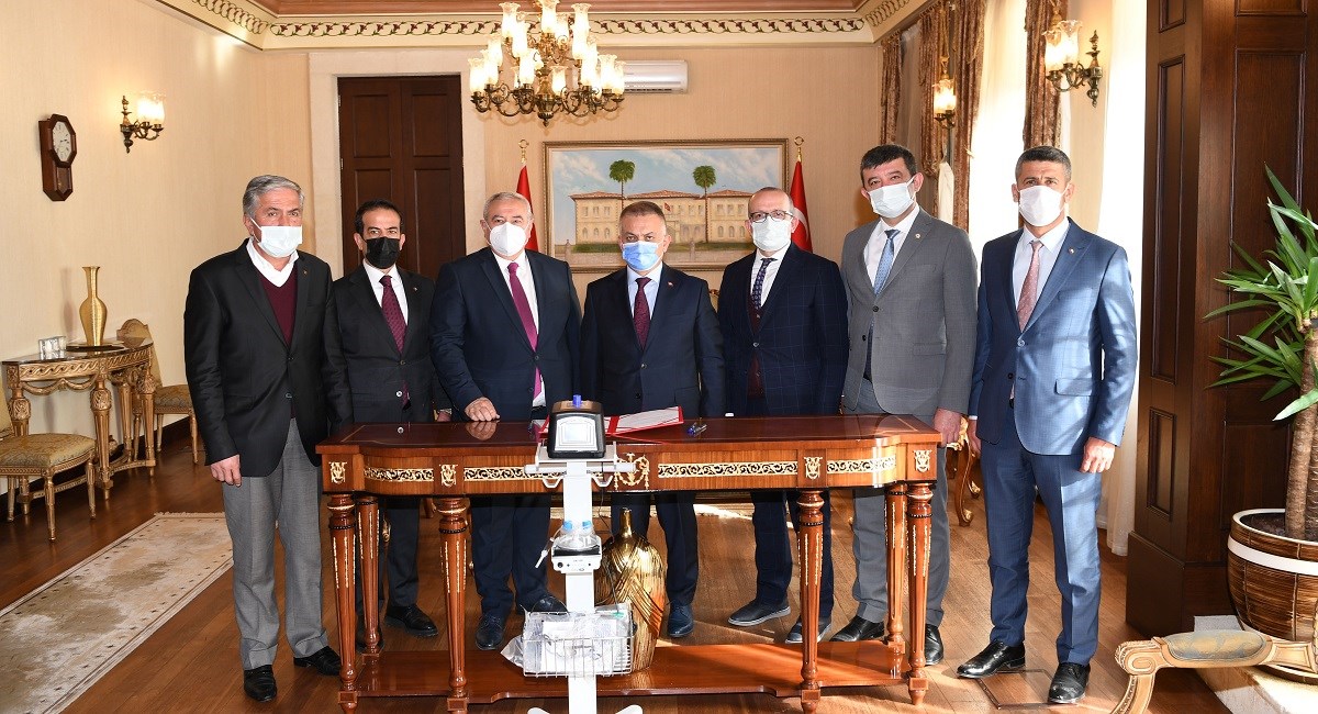 Solunum Cihazları Protokolle İl Sağlık Müdürlüğüne Teslim Edildi 01