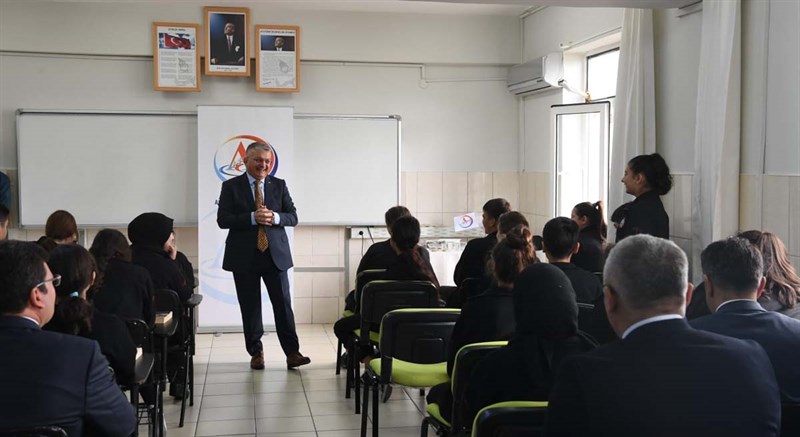Vali Yazıcı AHENK Projesi Kapsamında 58inci Okulu Ziyaret Etti 07