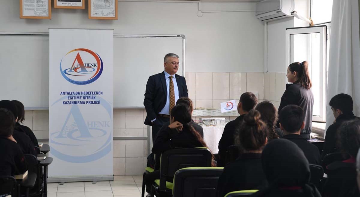 Vali Yazıcı AHENK Projesi Kapsamında 58inci Okulu Ziyaret Etti 08