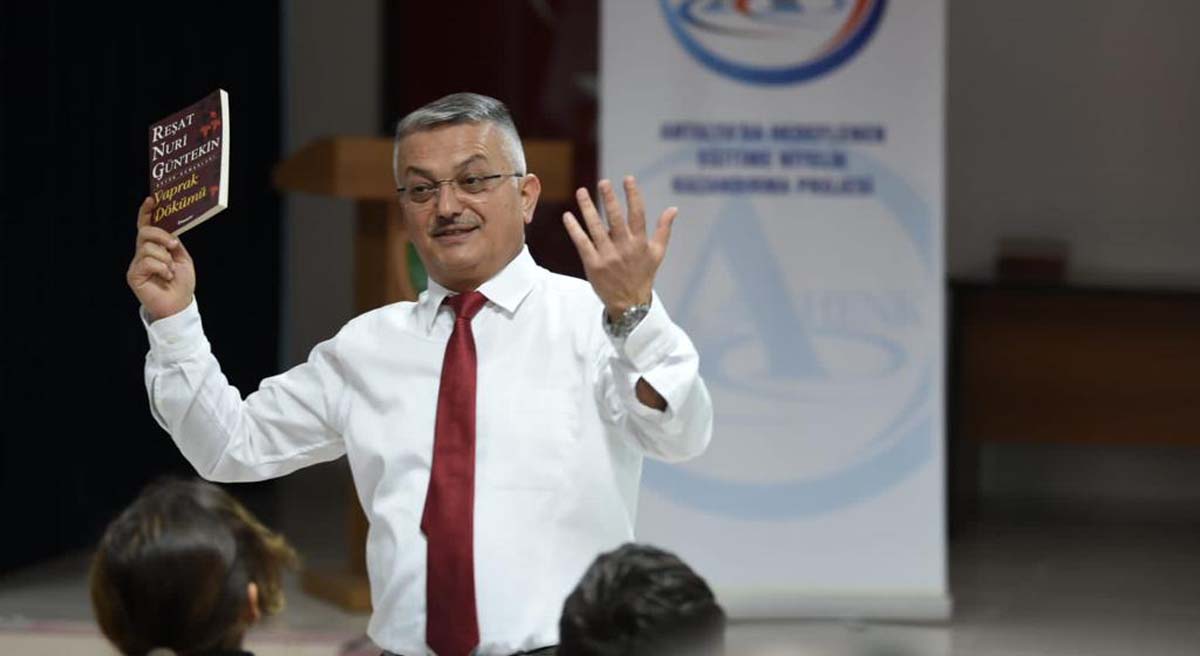 Vali Yazıcı 60 ıncı Okul Ziyaretini Gerçekleştirdi 04