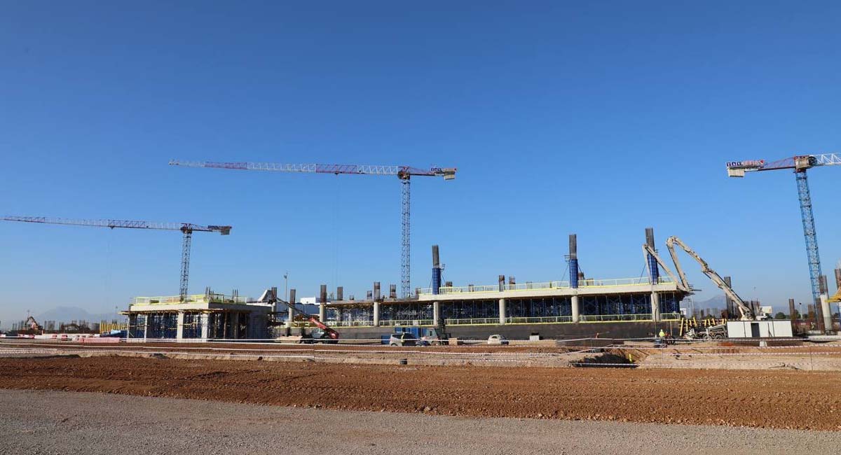 04  antalya Havalimanında yolcu kapasitesi 35 milyondan 80 milyona çıkıyor