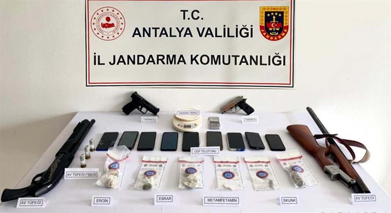 Jandarmadan Zehir Tacirlerine Sıfır Tolerans 01