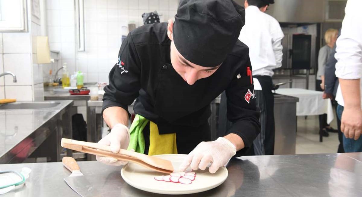 Oteller Kaliteli Elemanların Yetişmesini Bekliyor 10