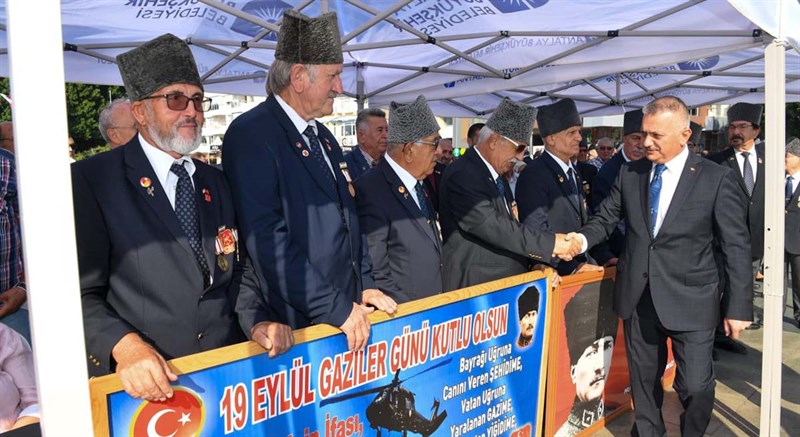 Gaziler Gününün 101 inci Yıldönümü Antalya da Törenlerle Kutlandı 09