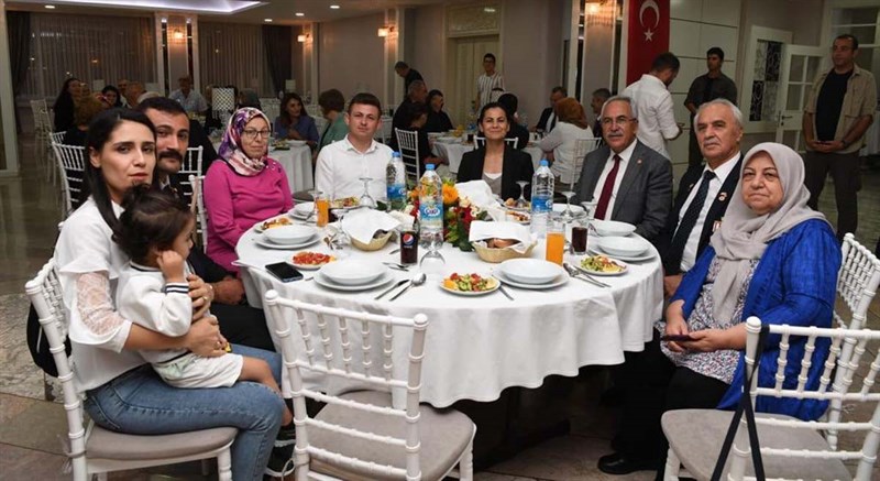 Türk Milleti Olarak Her Zaman Yanınızda Ve Hizmetkarınızız 10