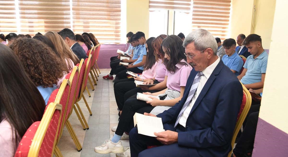 Türk Gencinin Başaramayacağı Hiçbir Şey Yoktur 05