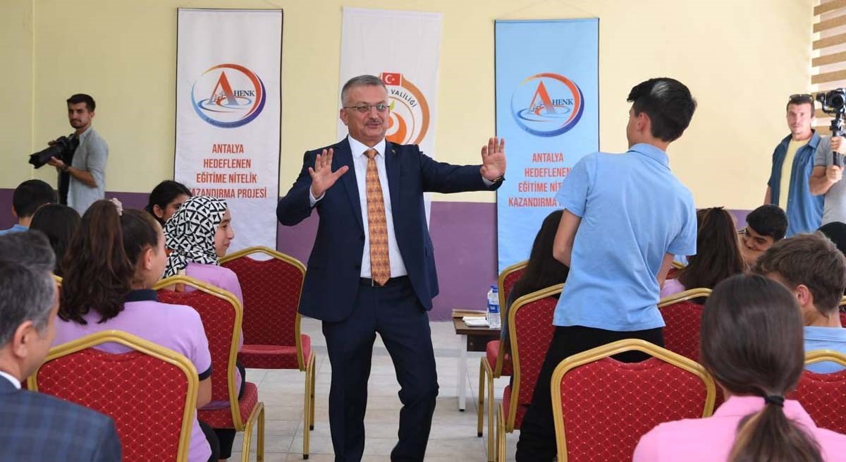 Türk Gencinin Başaramayacağı Hiçbir Şey Yoktur 10