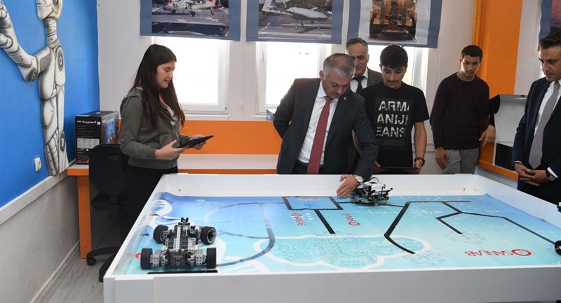AHENK Projemizle Topluma Yararlı Bireyler Yetiştirmeyi Amaçlıyoruz 05