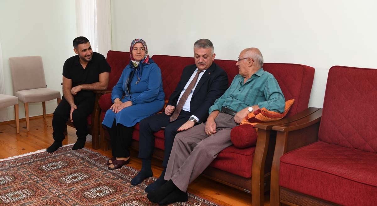Şehitlerimize Minnet Ve Şükran Borçluyuz 01