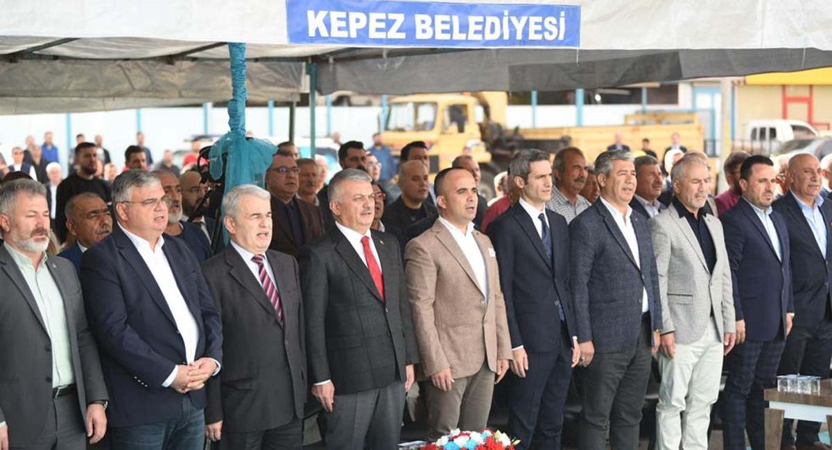 03 Hayrı Cebi Zengin Olan Değil Gönlü Zengin Olan İnsanlar Yapar