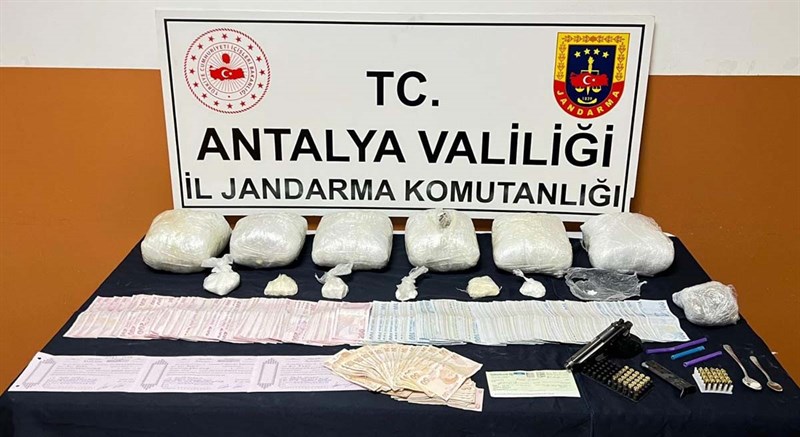 Jandarmadan Uyuşturucu Tacirine Darbe 01