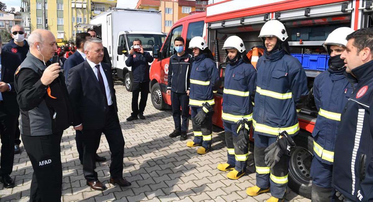 Vali Yazıcı Deprem Anı ve Tahliye Tatbikatına Katıldı 08