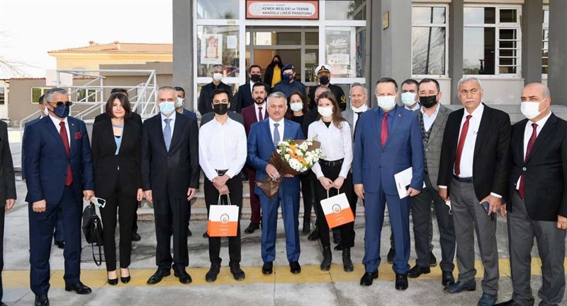 Vali Yazıcı Kemerde Öğrencilerle ve Okul Müdürleriyle Buluştu 01