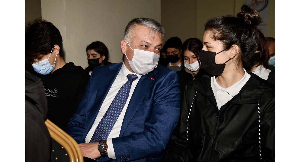 Vali Yazıcı Kemerde Öğrencilerle ve Okul Müdürleriyle Buluştu 04