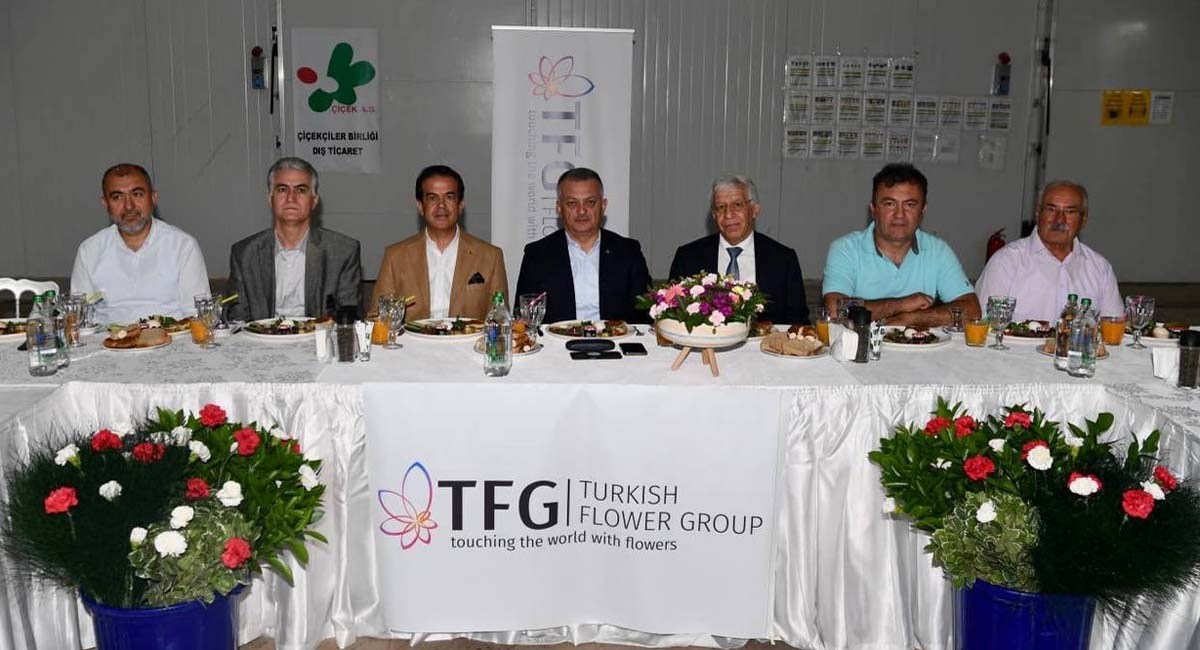 Antalya Kesme Çiçek Üretiminde Türkiye Lideri 01