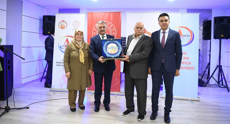 05 Türk Milletinin Yardımlaşma Tezahürünün En Güzel Örneğisiniz