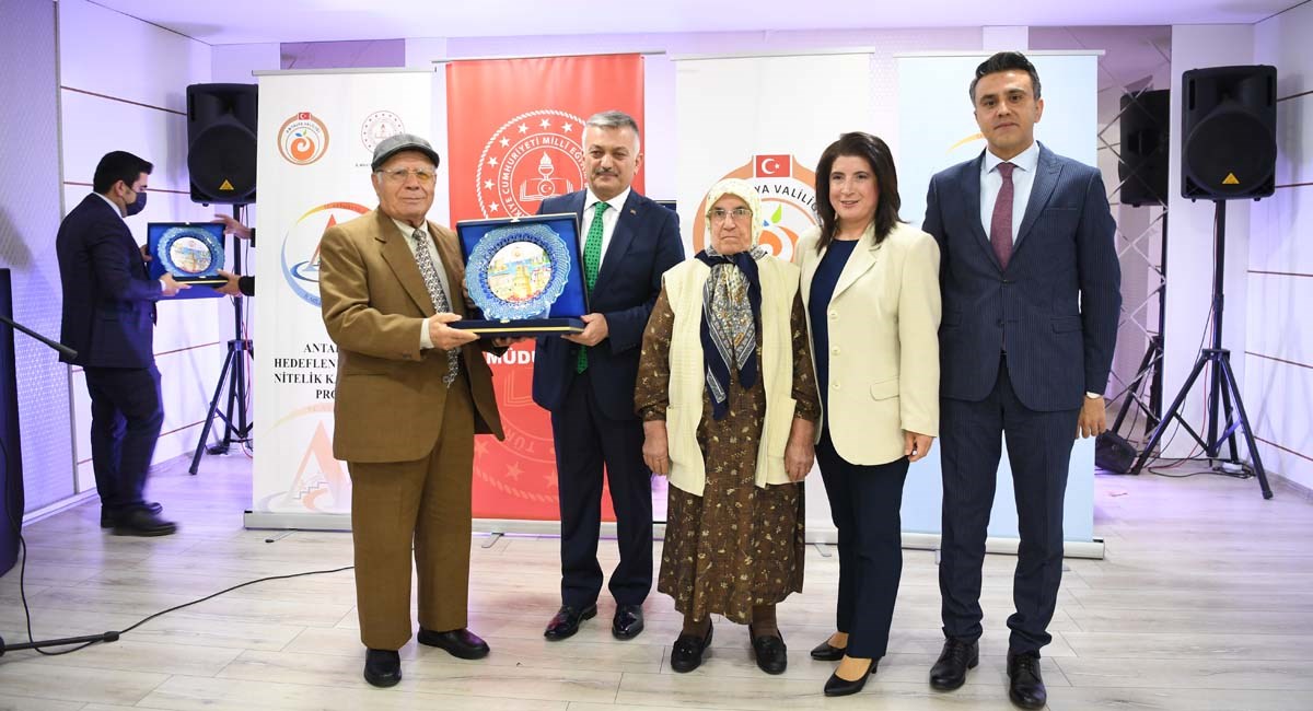 09 Türk Milletinin Yardımlaşma Tezahürünün En Güzel Örneğisiniz