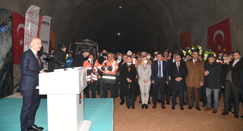 Demirkapı Tüneli Işık Görme Töreni 01