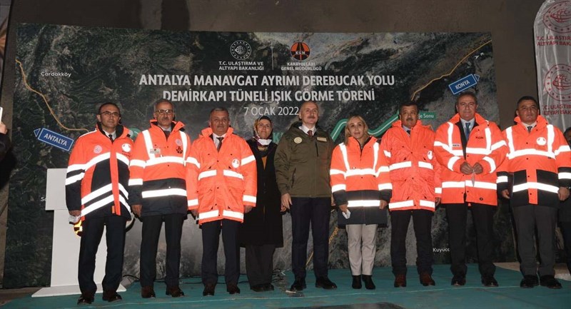 Demirkapı Tüneli Işık Görme Töreni 02