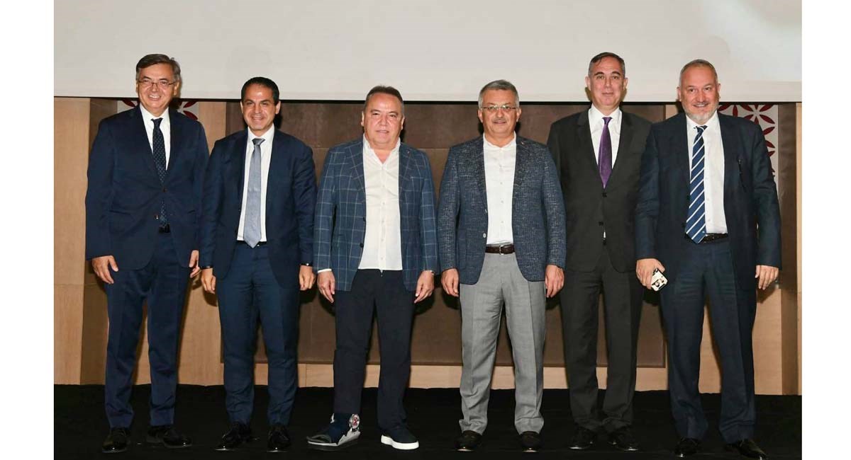 Antalya Olarak Turizmde Kaliteli Ve Güvenli Hizmet Veriyoruz 04