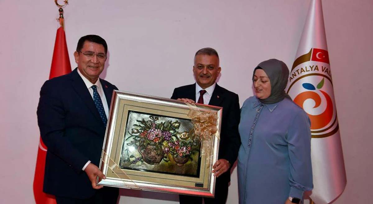 Malatya Valisi Olarak Atanan Vali Yazıcı İçin Veda Programı Düzenlendi 11