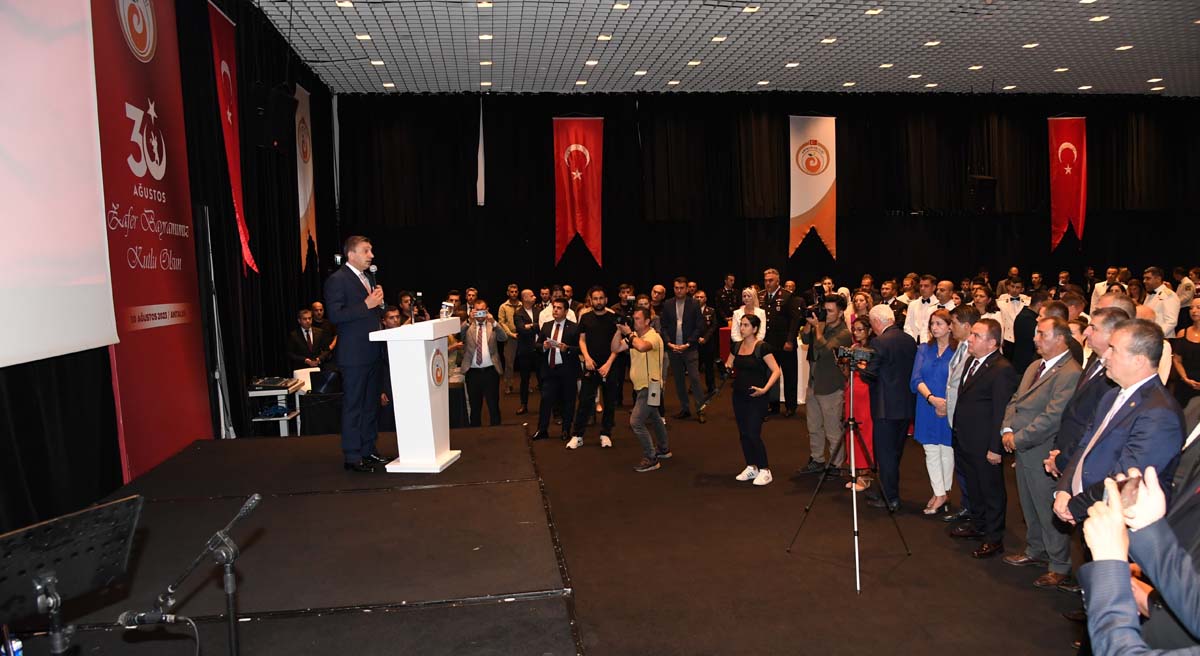 30 Ağustos Zafer Bayramı Resmi Kabul Töreni Düzenlendi 02